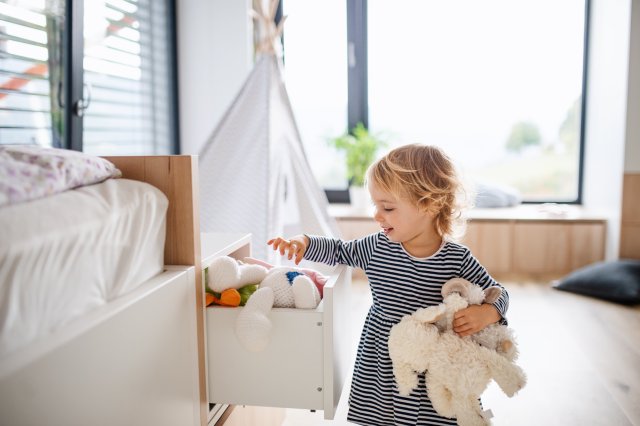 Simplify Your Life: Tidy-Home Essentials Tailored for Busy Parents